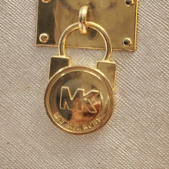 MICHAEL KORS SILVER Women's Wallet Double Zipper - Picture 2 of 5